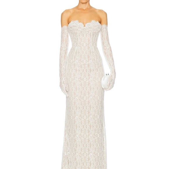 Bronx and Banco Dresses & Skirts - Bronx and Banco Off-Shoulder Lace Bridal Gown in Ivory